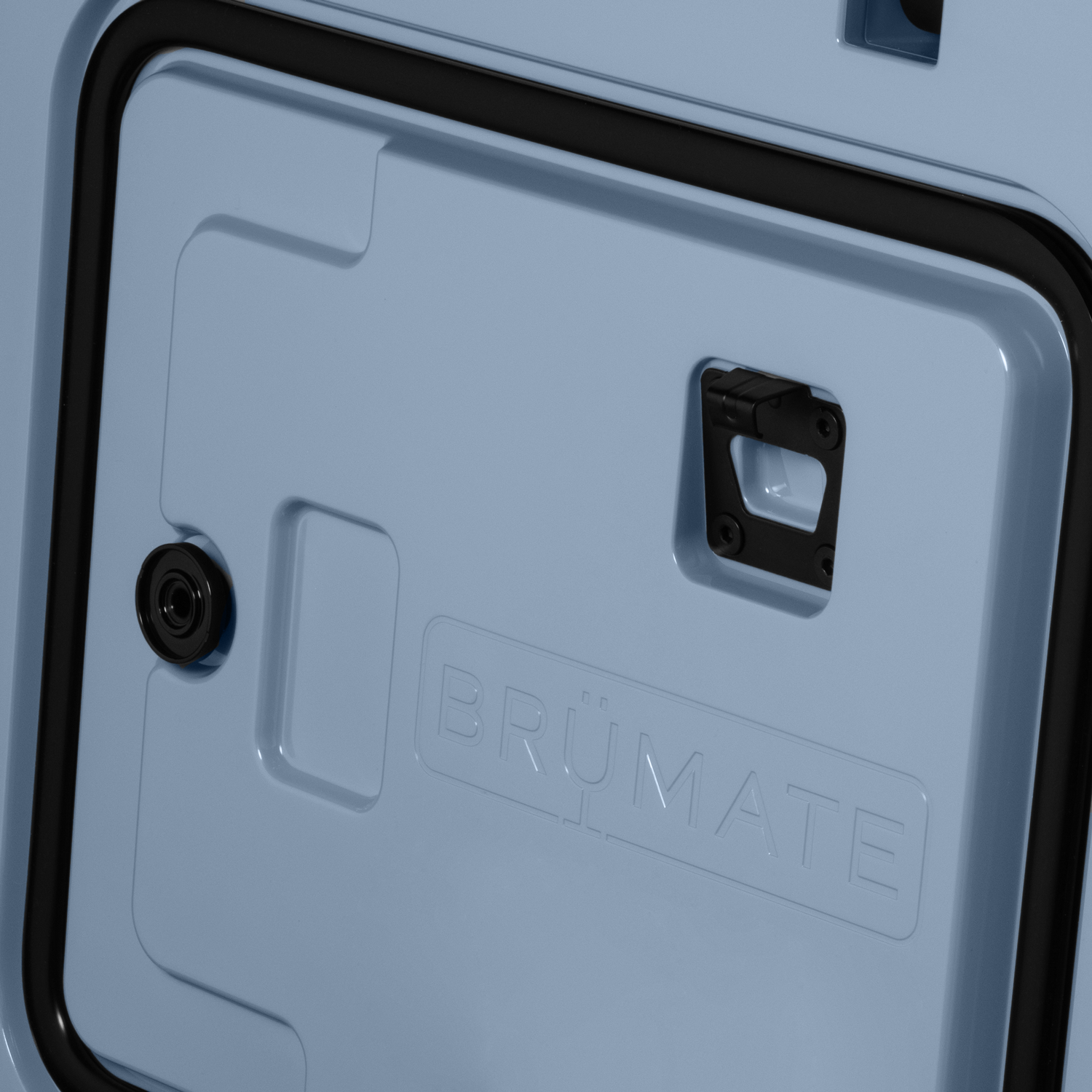 ultimate-day-trip-cooler-bundle-k5 brutank-35qt-denim-bottle-opener.png